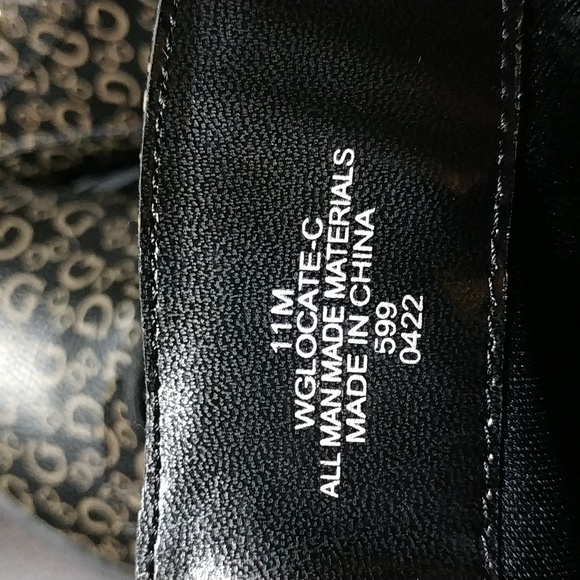 GUESS Size 11 - Picture 4 of 6